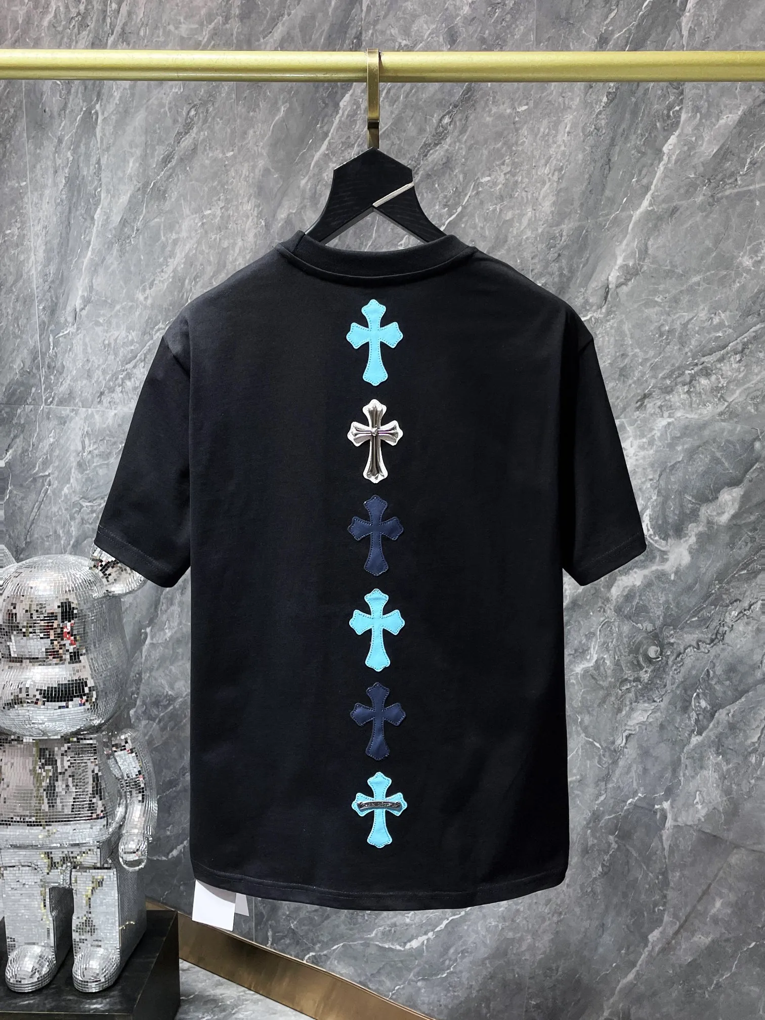 P164 New in summer Chrome Hearts 25ss 260g~270g High gram weight, environmentally friendly and high-quality top-grade fabric Chrome Hearts Heavy Industry color leather cross contrasting short sleeves Counter synchronization 1:1 replica version Recommended color: white black Size: S, M, L, XL